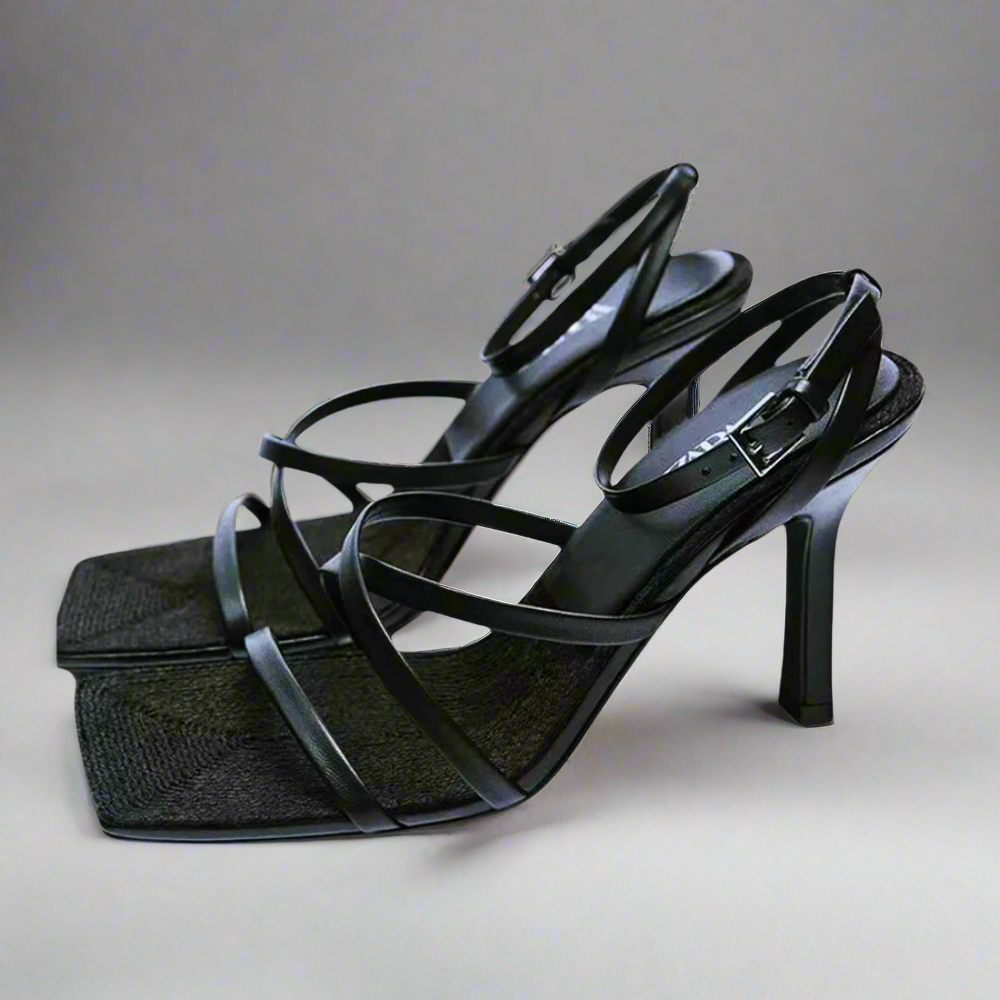 Cornelie Heels Elegance Crate