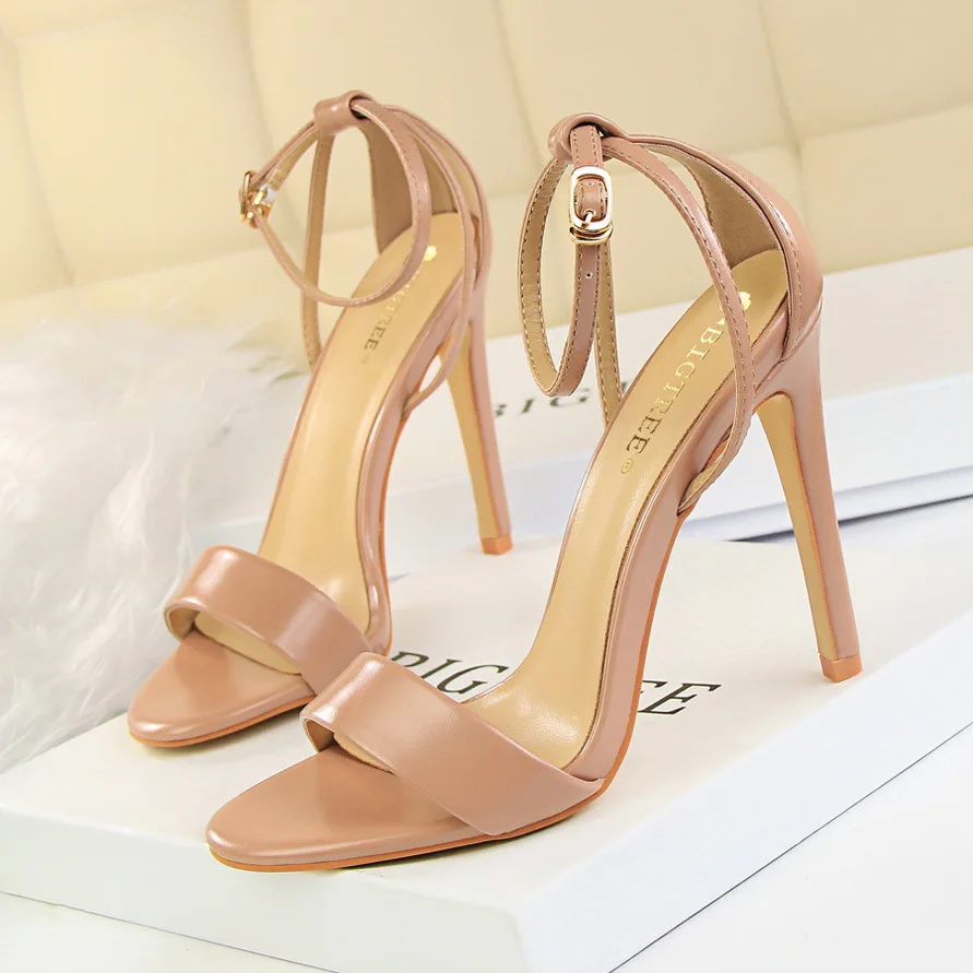 Amara High-Heel Sandals Elegance Crate