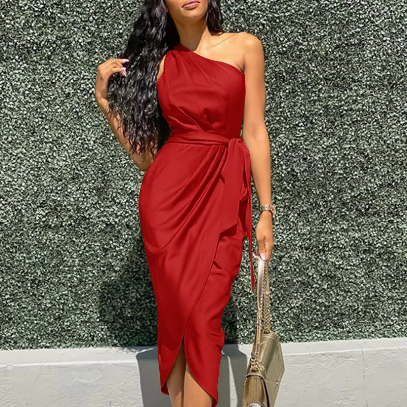 Olive Grace One-Shoulder Dress Red